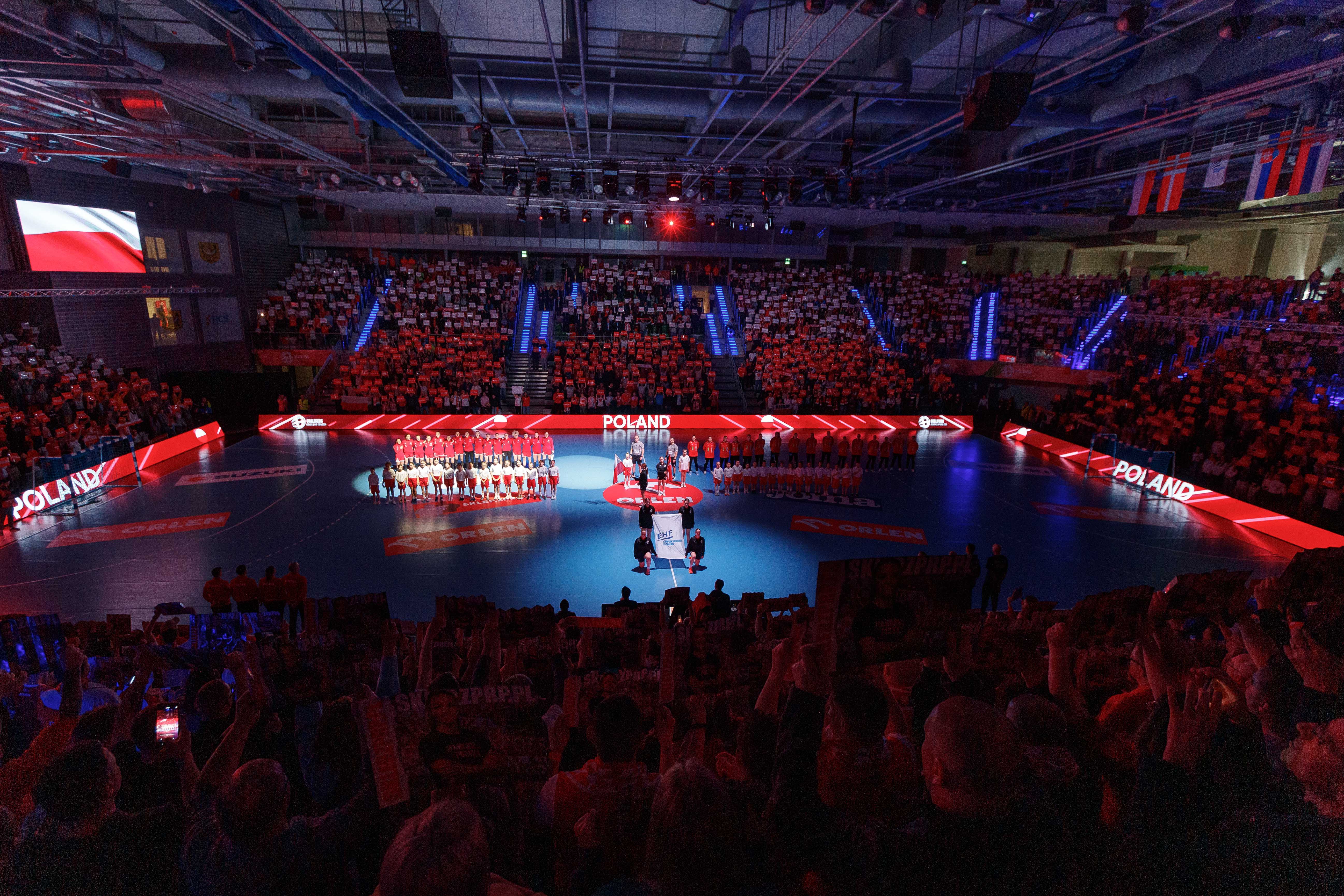 Reprezentacyjny hit w hali RCS!