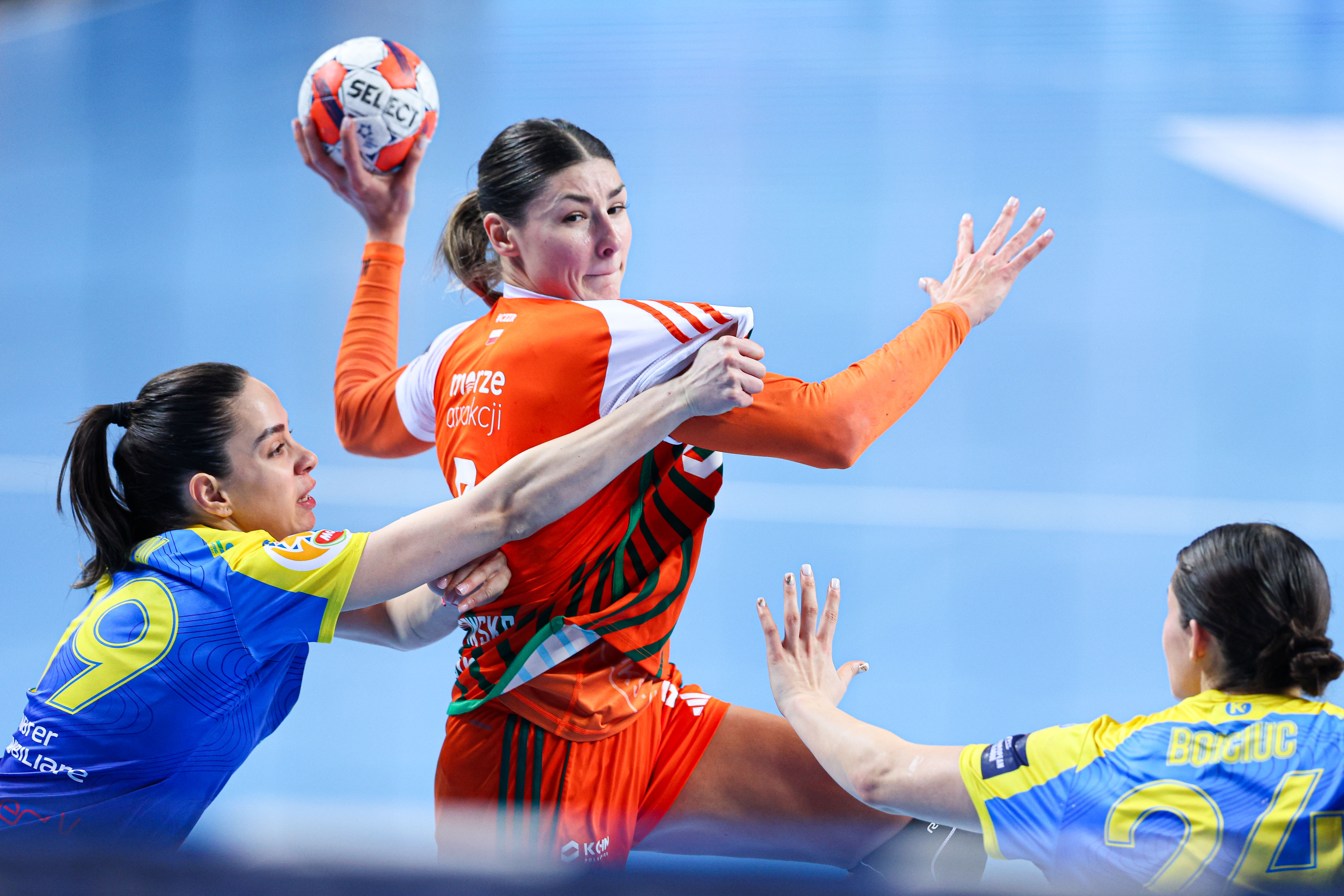 EHF EL: Dwie różne połowy. Przegrana z Coroną