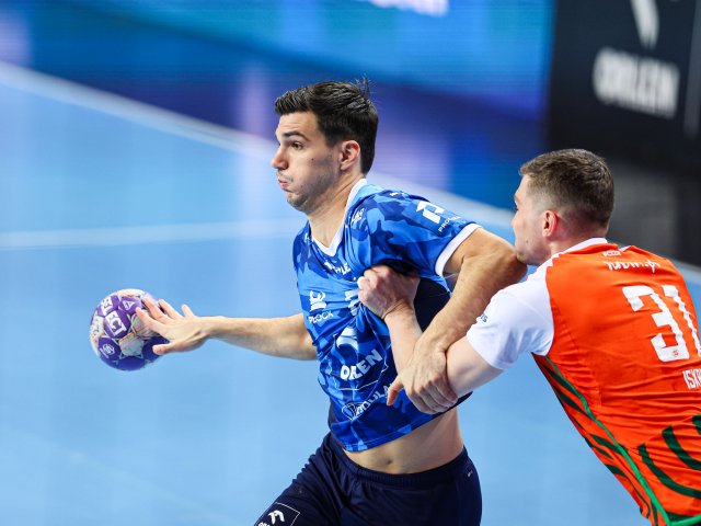 Mistrzowie Polski za silni