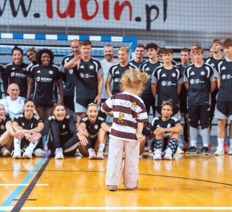Prezentacja drużyn i spotkanie z kibicami